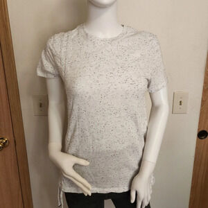 Be Boundless white t shirt size medium‎